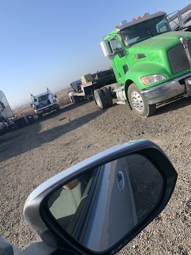 Wally���������s Truck Repair