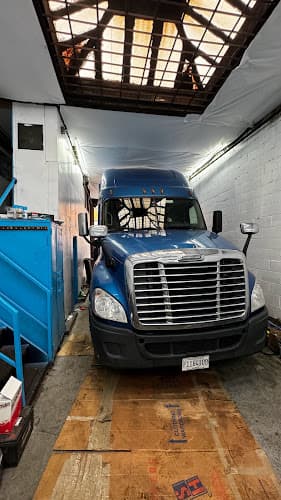 Goxy23 truck repair shop INC