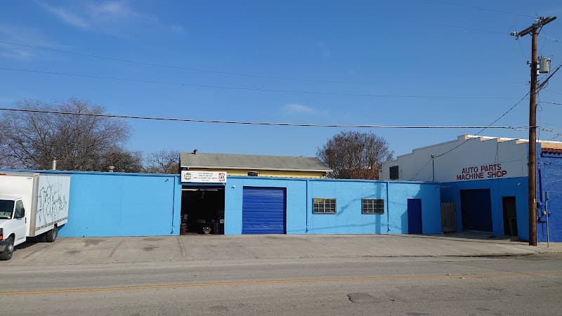 Clay's Auto Parts And Machine Shop