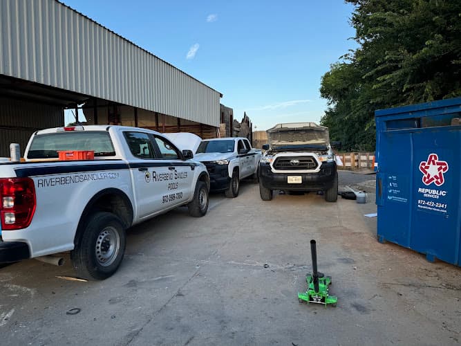DERWOOD'S AUTOMOTIVE REPAIR MOBILE & SHOP