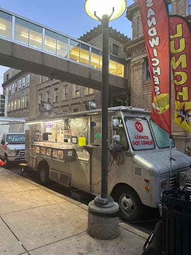 Lennox���s lunch truck
