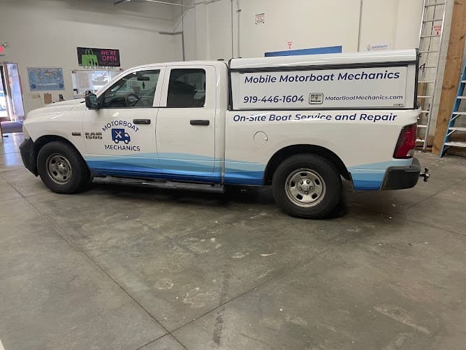 Mobile Motorboat Mechanics