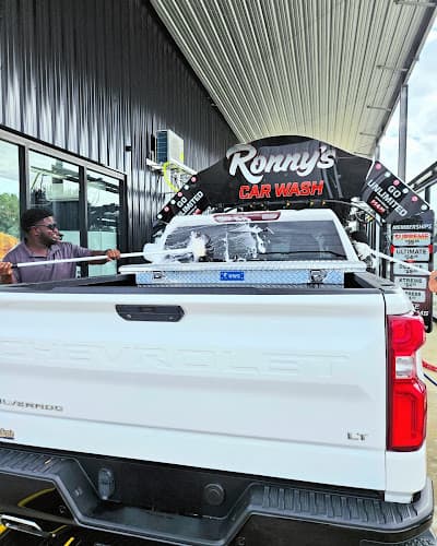 Ronny���s Car Wash ��� Marianna