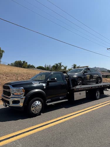 Mika���������s Roadside Service