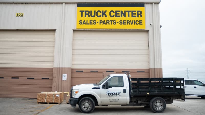 HOLT Truck Centers San Antonio Southeast