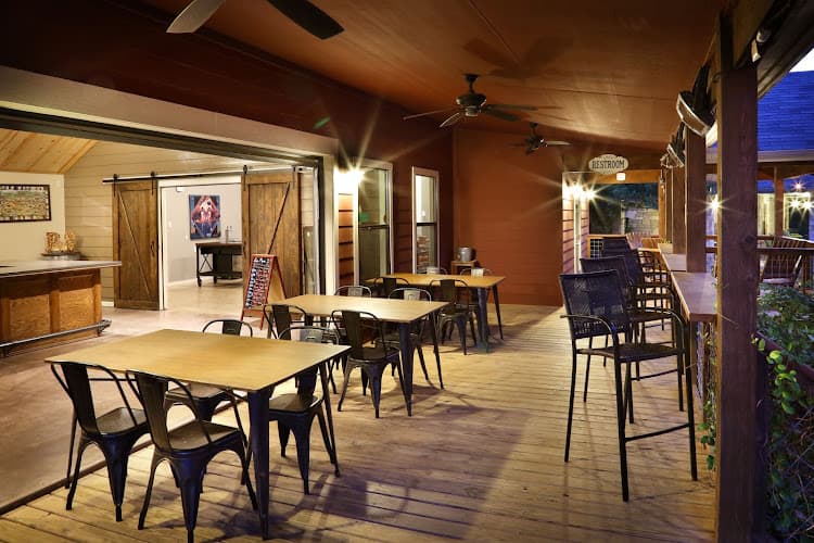 Bell Springs Winery & Brewery