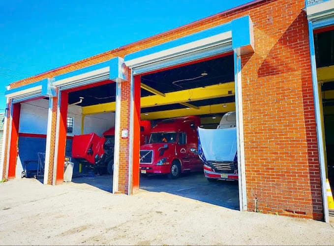 HT TRUCK REPAIR CENTER