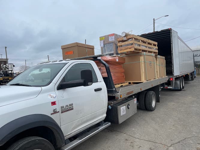 UNIVERSITY AUTO TOWING AND RECOVERY