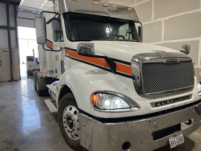 CM Truck & Trailer Repair - Mobile Truck Repair