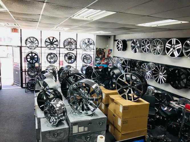 KING WHEEL & TIRE-THORNTON