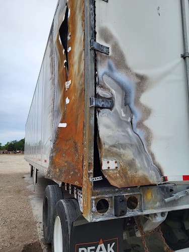 Leo truck and trailer repair LLC