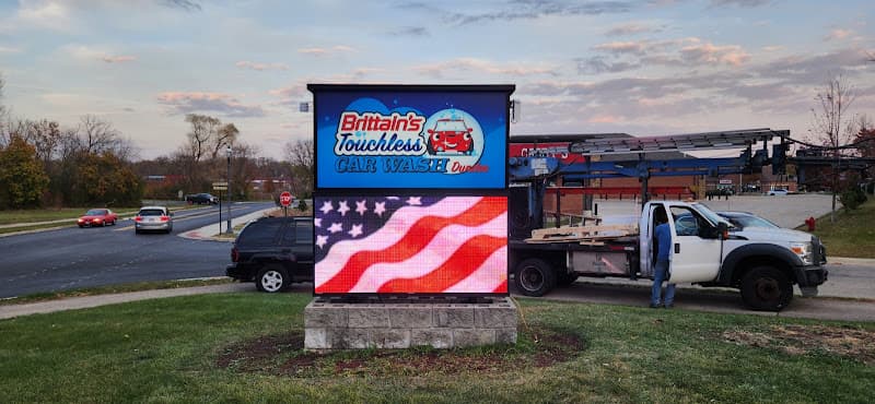 Brittain���s Touchless Car Wash Dundee