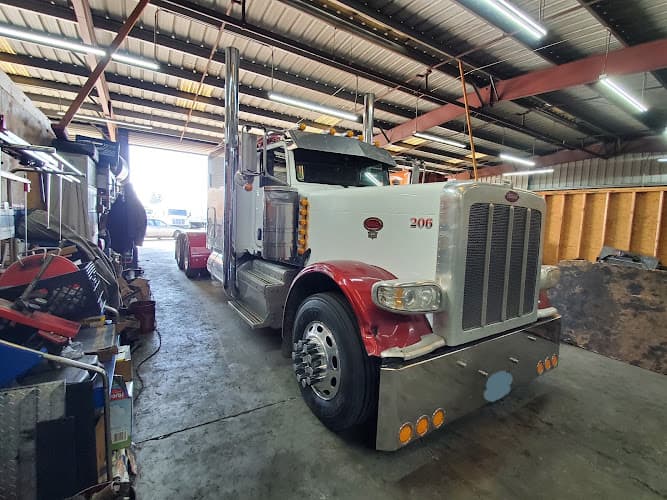 South Pacific Truck and Trailer Repair