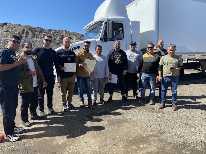 Felipe��s Truck Driving School