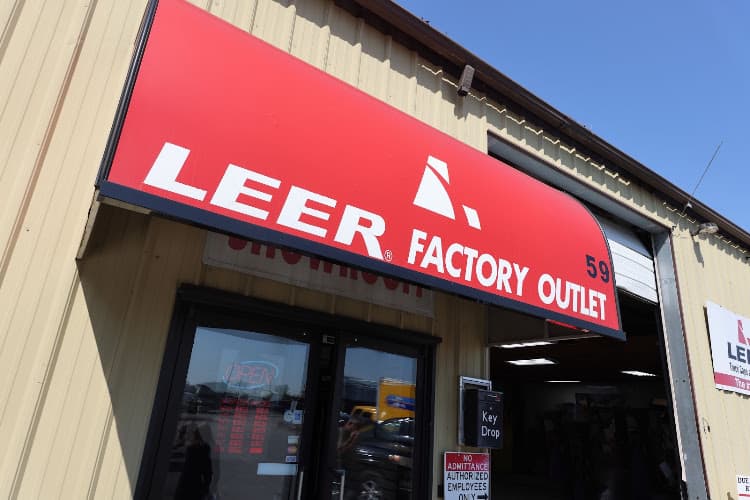 LEER Factory Outlet