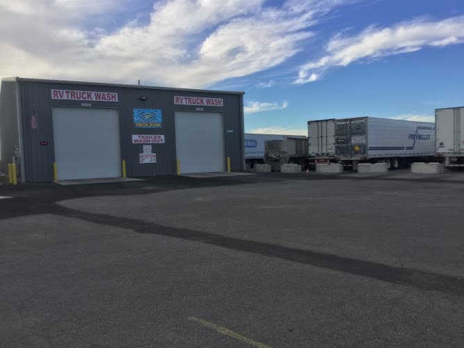 Blue Banner Truck Wash Tire & Lube