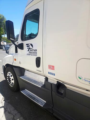 PARTNER TRUCKERS