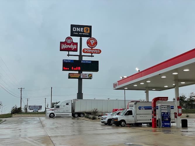 Roadster Travel Center and Truck Stop