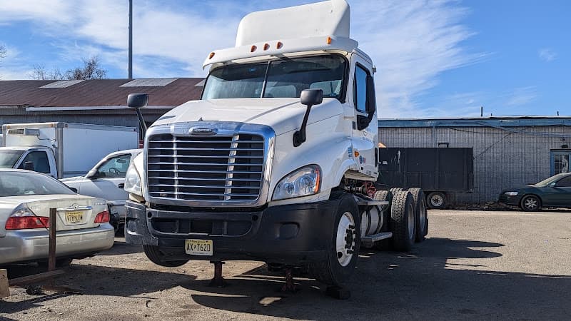 OMEGA TRUCKS AND TRAILERS REPAIR LLC