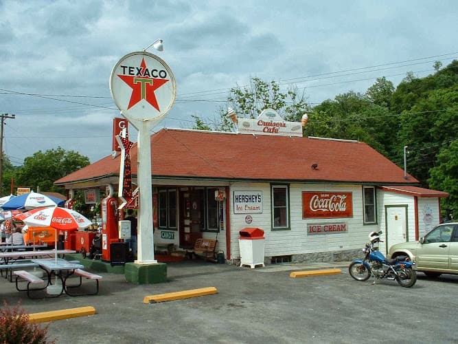 Cruiser's Cafe