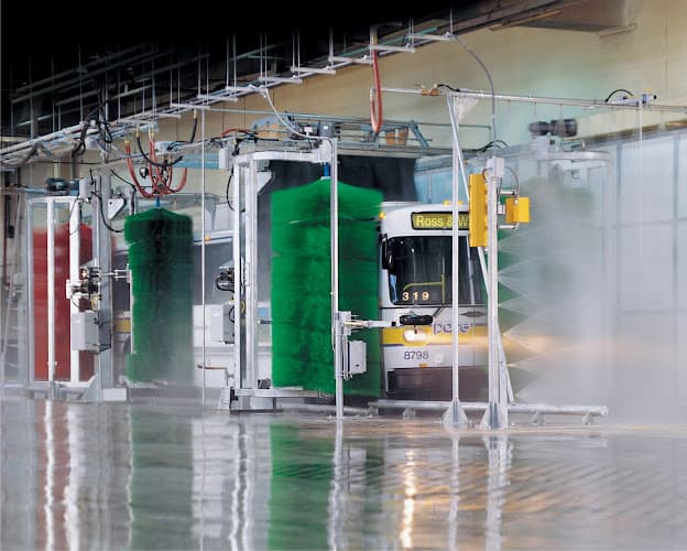 Ross & White Company Manufacturer BUS, TRAIN & TRUCK WASH SYSTEMS SINCE 1933
