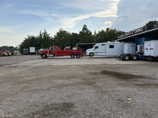 I-44 Truck Center