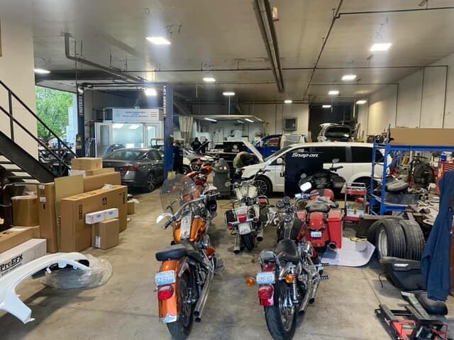 Alexander's Collision & Service Center