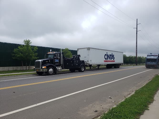 Universal Heavy Equipment & Truck Repair