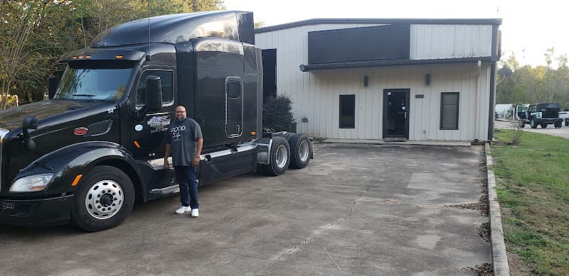 Twin Screw On-Site Truck Repair
