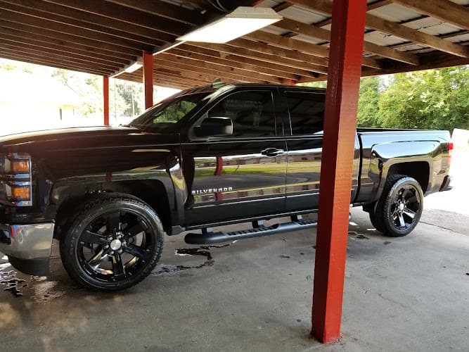 J&T'S AUTO SPA CAR & TRUCK DETAILING