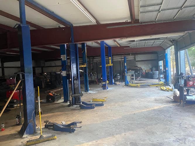 Bracketts Ratchet Auto Service Inc