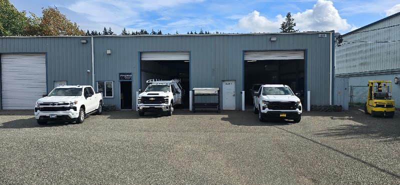 Tuckers Trucks Spray on Truck bedliners
