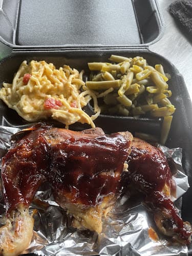 Blue Pumpkin ���Arkansas Southern Soul Food Truck���