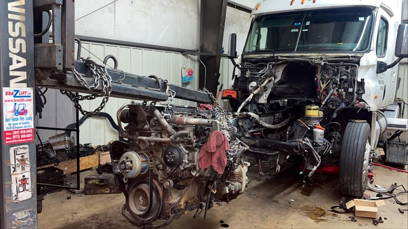 BROWN'S Truck Repair Corp
